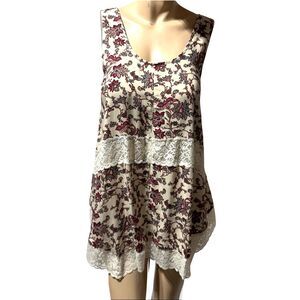 Simply Noelle Sleeveless Top Size S / M 8 10 lace Trim Boho Floral Print NWT